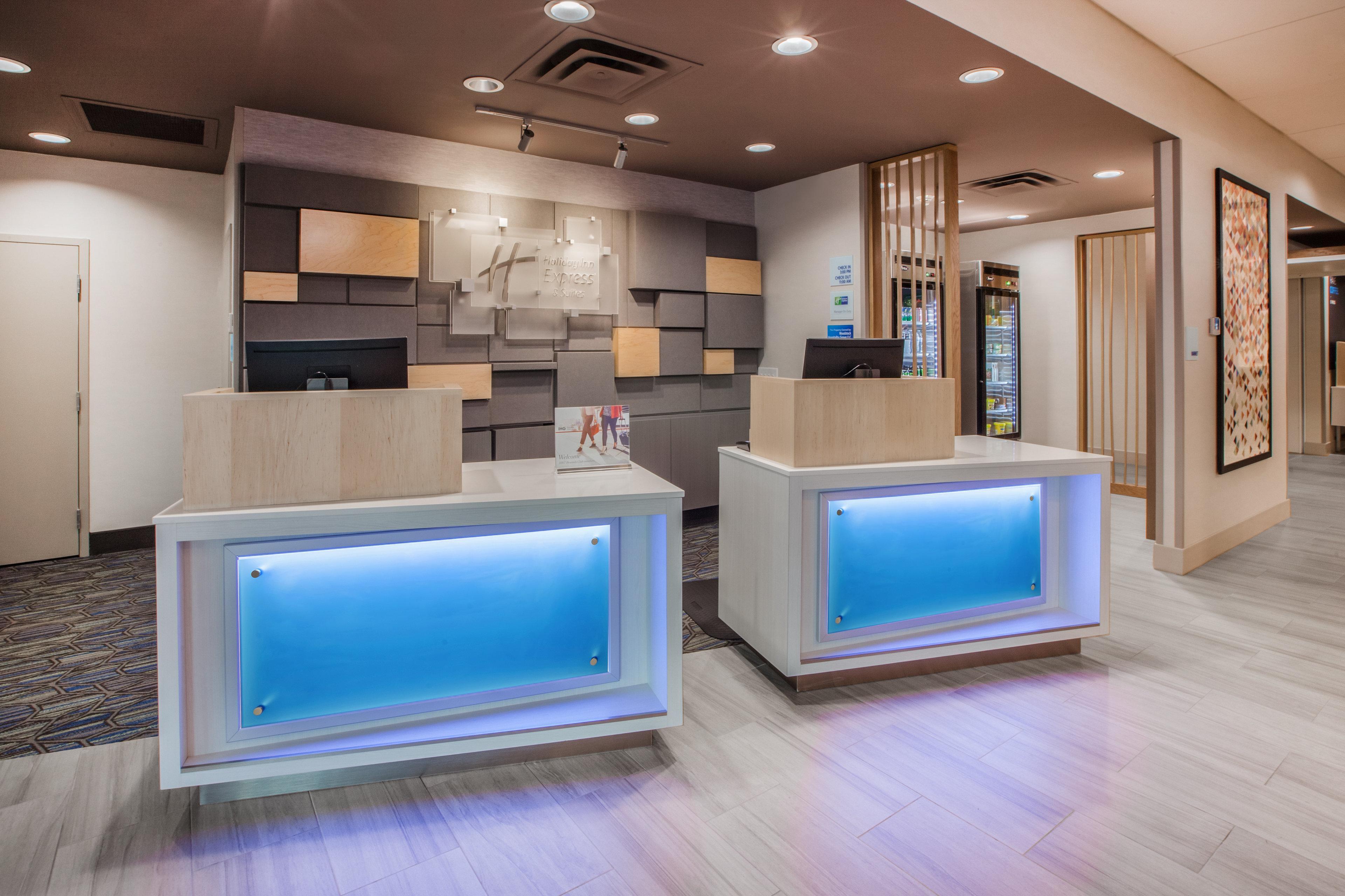 Holiday Inn Express & Suites - Fayetteville South By Ihg Buitenkant foto