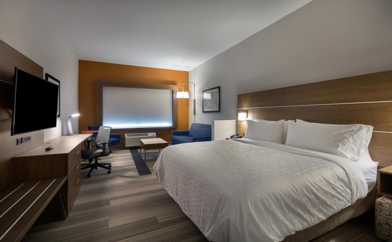 Holiday Inn Express & Suites - Fayetteville South By Ihg Buitenkant foto