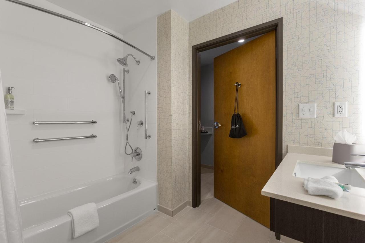 Holiday Inn Express & Suites - Fayetteville South By Ihg Kamer foto